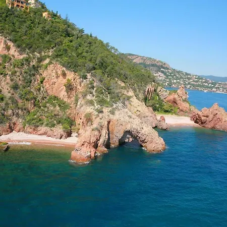Le 332 Vue Panoramique Mer, Piscine, Garage Privatif Apartment Theoule-sur-Mer